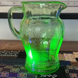 Anchor Hocking Green Depression Glass Pitcher Cameo
